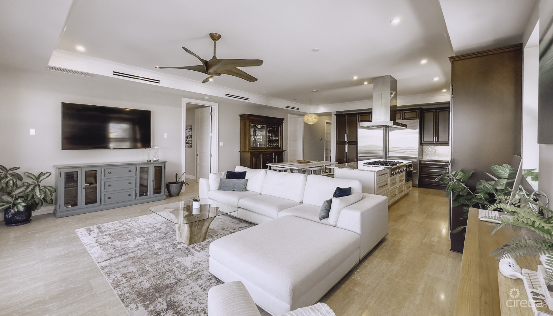 SMB CORRIDOR 4 BED -THE DRAKE