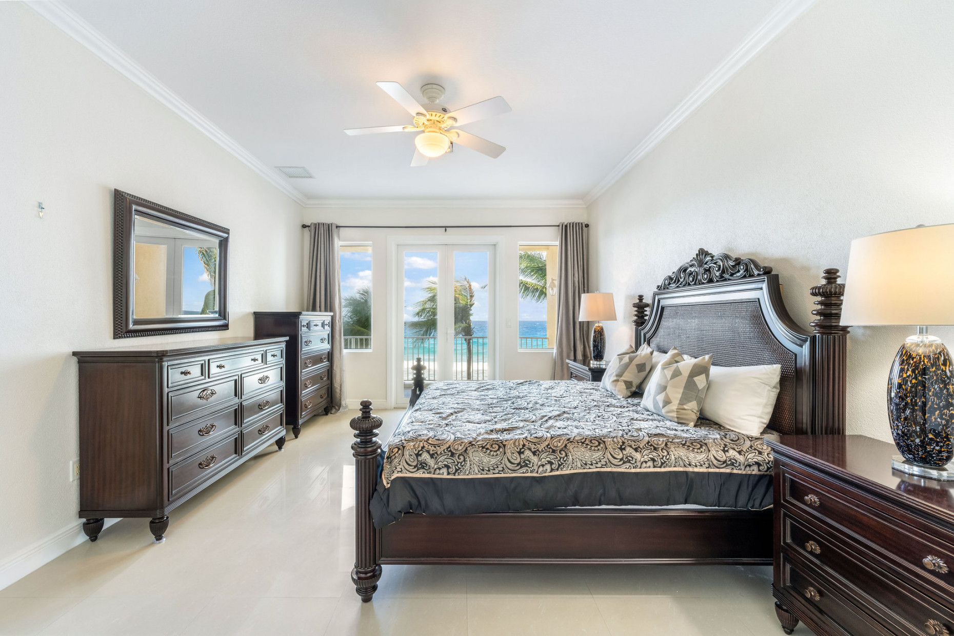 Westview - Prime Oceanfront 3-bedroom Residence