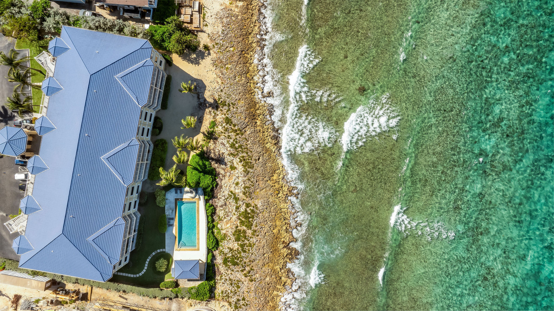 Westview - Prime Oceanfront 3-bedroom Residence