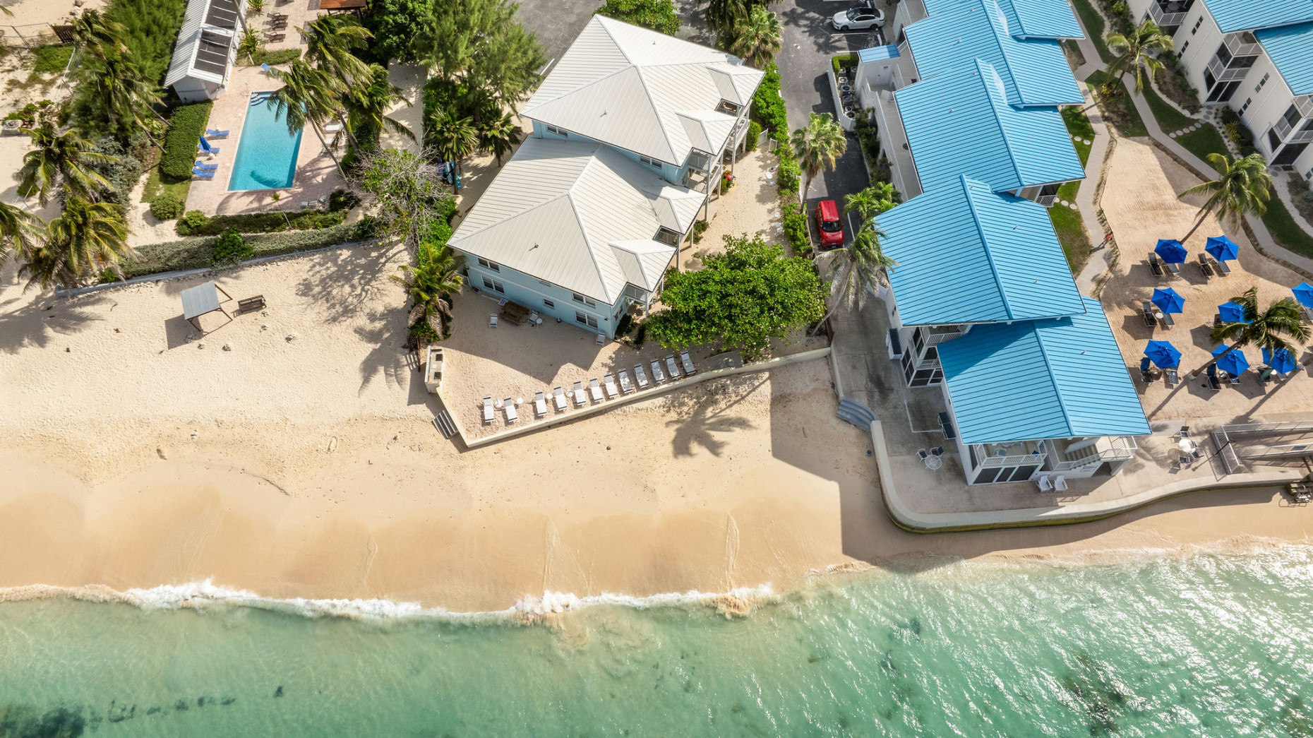 Seagull | Seven Mile Beach Front, Unit 2