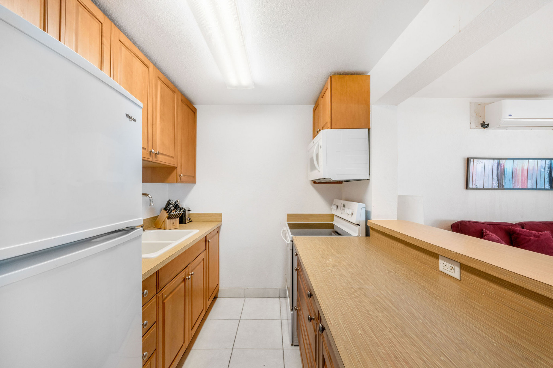 Seagull | Seven Mile Beach Front, Unit 2