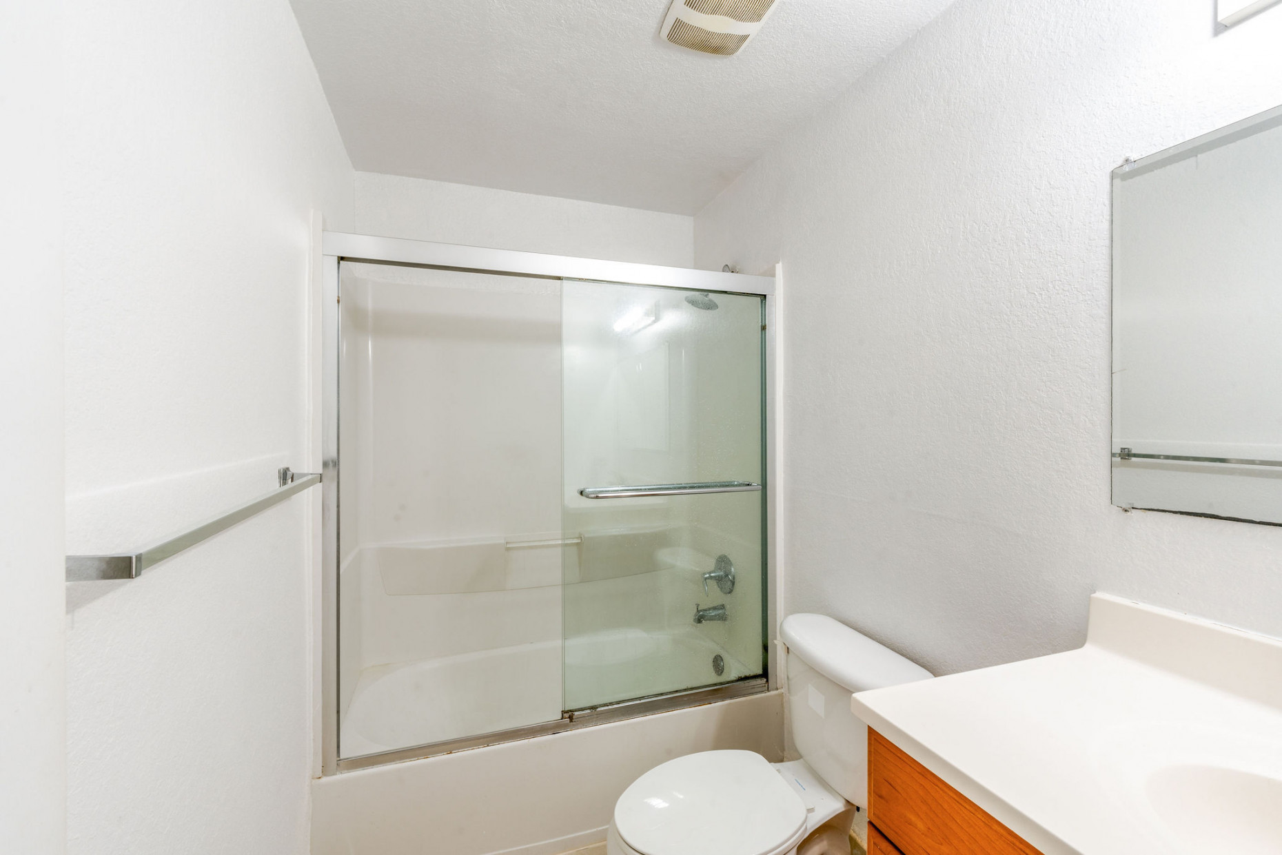 Seagull | Seven Mile Beach Front, Unit 2