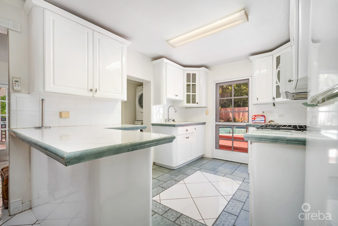 WEST BAY HOME - 2 APARTMENTS  PRICED TO SELL!