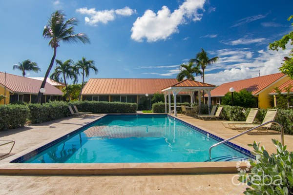 OCEAN CLUB 2 BED 2.5 BATH MODERN TOWN HOUSE