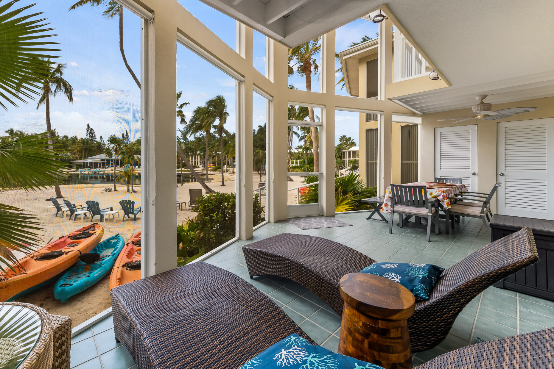 Island Houses  /  Rum Point - Kai Kotch