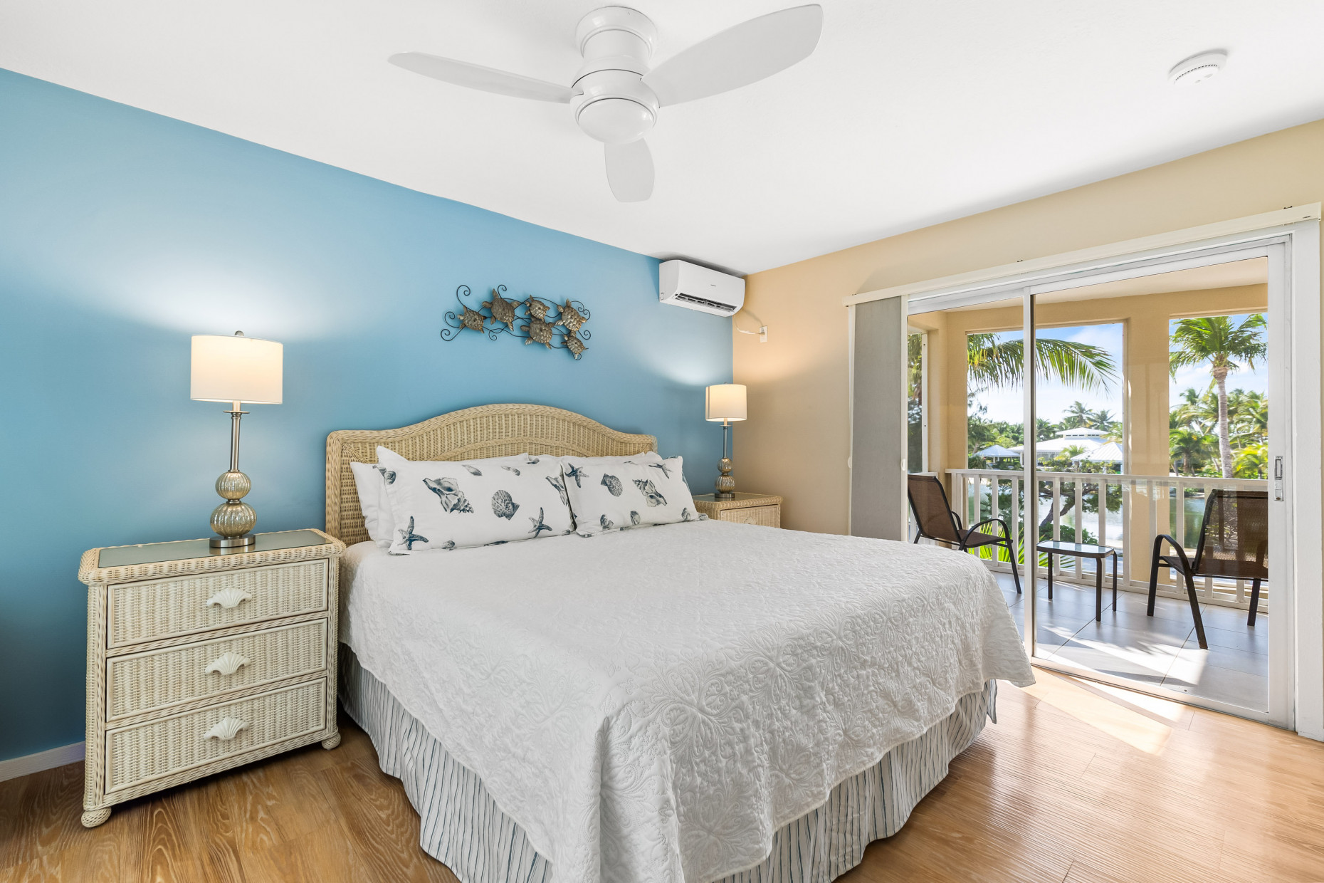 Island Houses  /  Rum Point - Kai Kotch