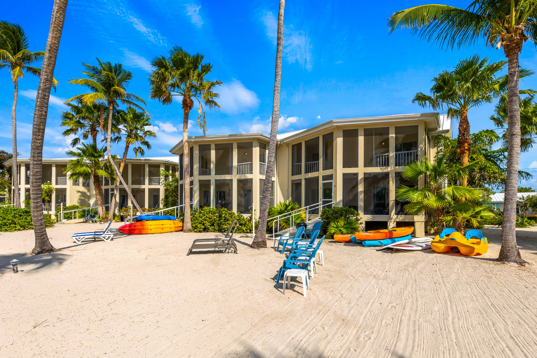 Island Houses  /  Rum Point - Kai Kotch