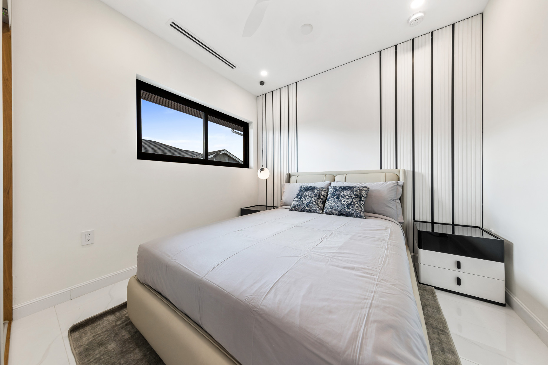 Arza West Bay D6. 2-bedroom + Den Unit. Phase 2