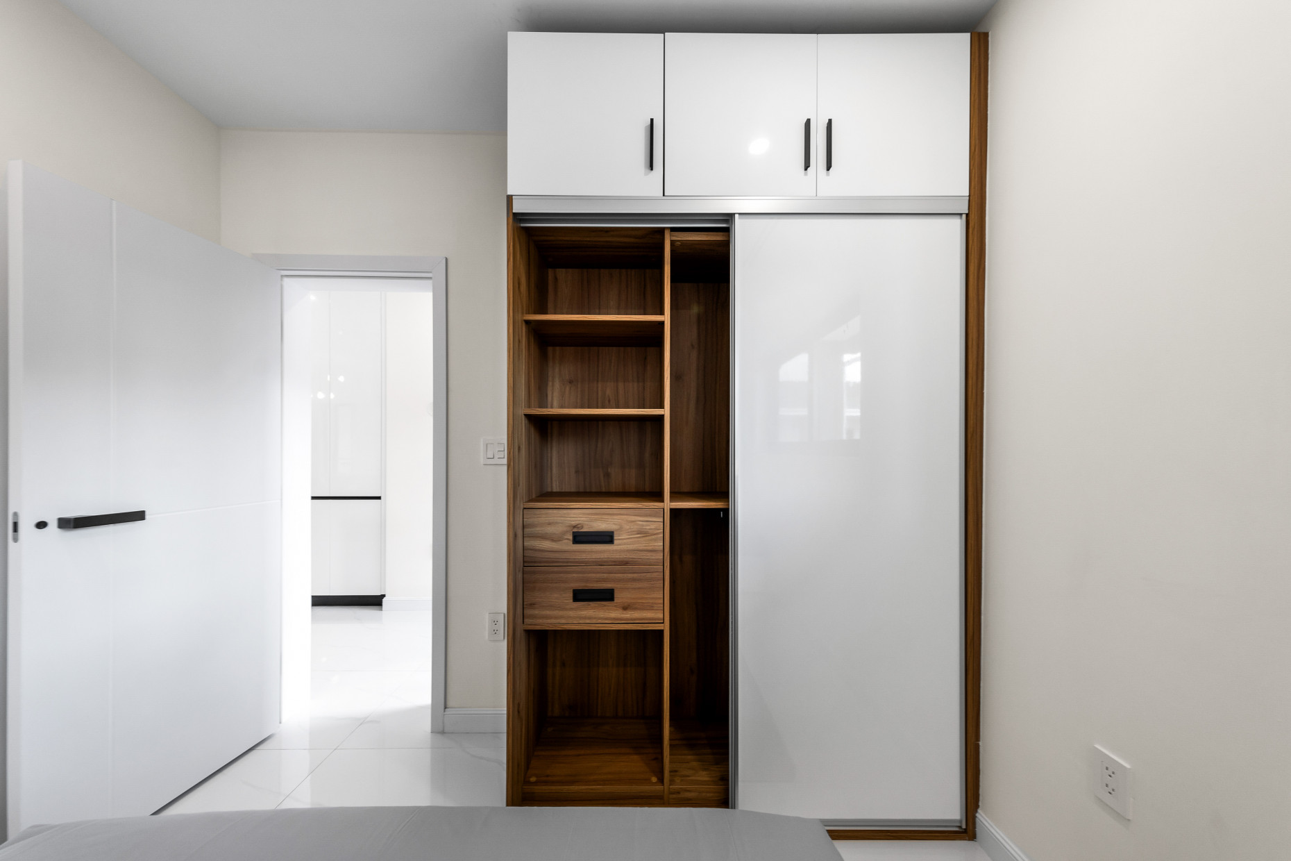 Arza West Bay D6. 2-bedroom + Den Unit. Phase 2