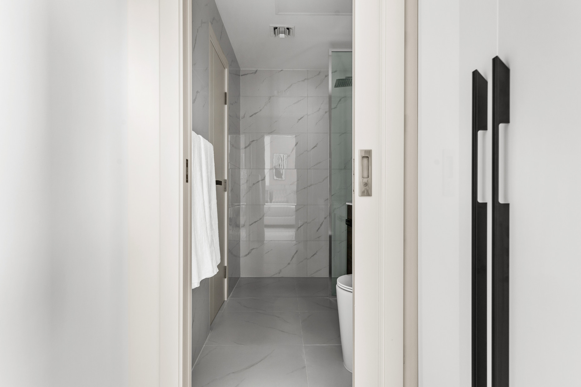 Arza West Bay H8. Direct Pool View. Fully Furnished And Move-in Ready In Just Weeks