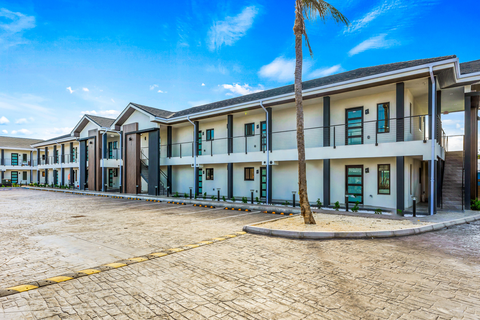 Arza West Bay H8. Direct Pool View. Fully Furnished And Move-in Ready In Just Weeks