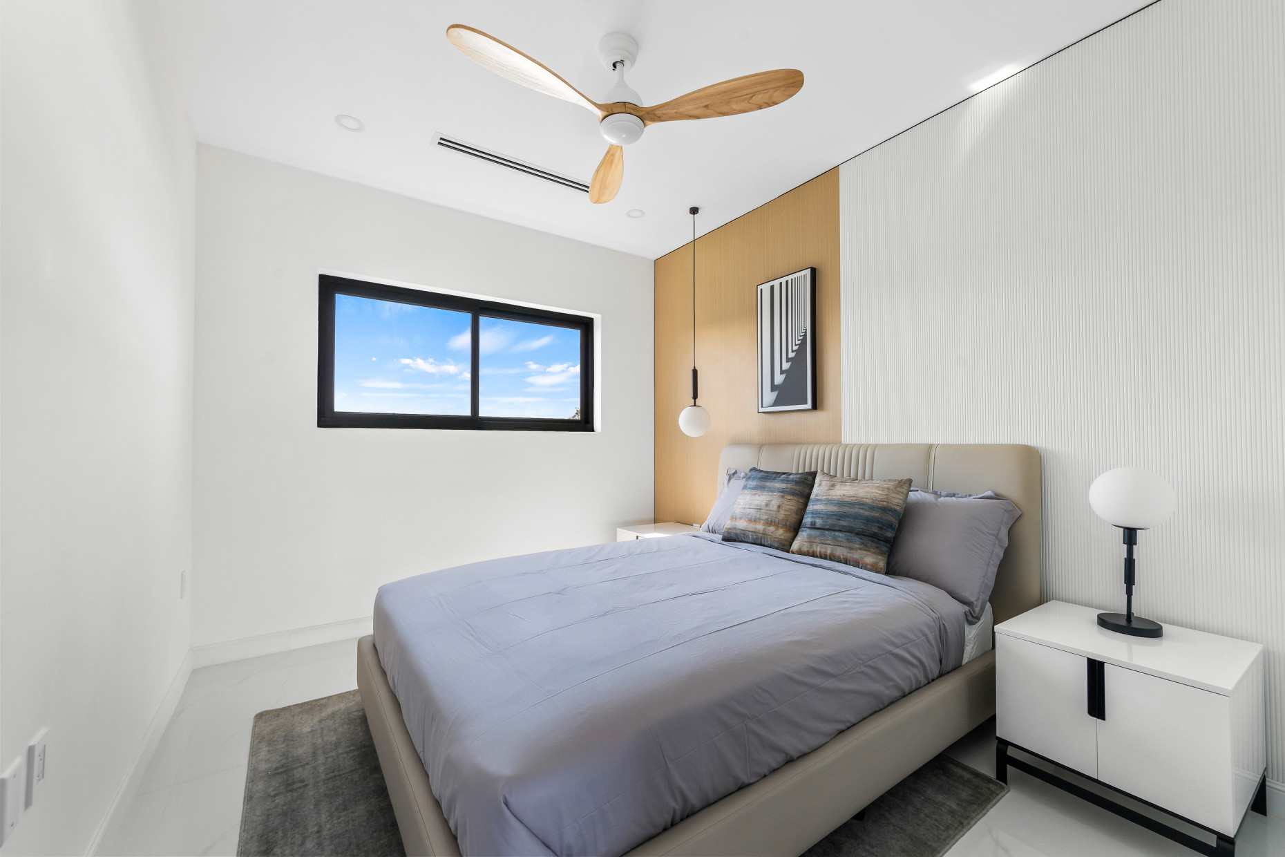 Arza West Bay J7. 1-bed Upper Floor, Fully Furnished. Move-in Ready In Just Weeks