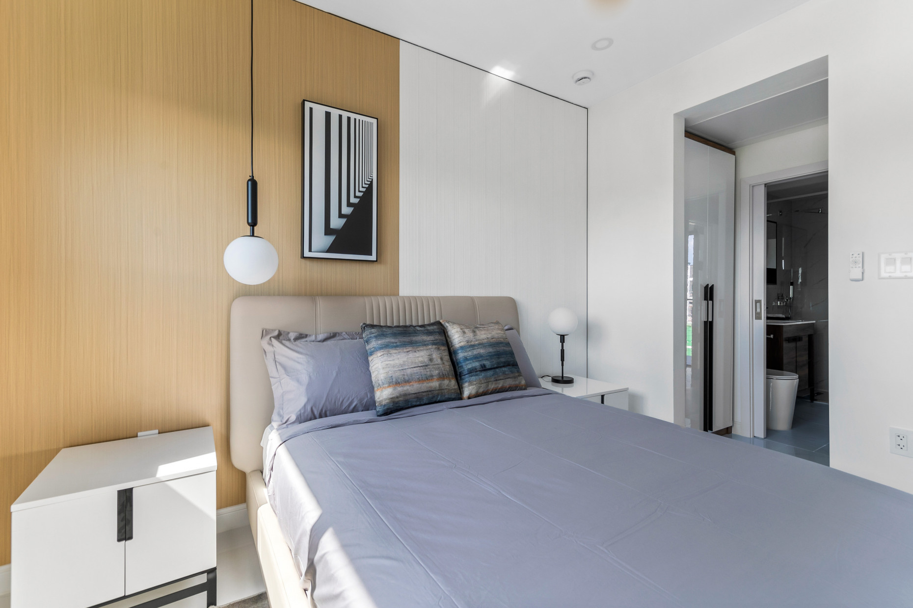 Arza West Bay J7. 1-bed Upper Floor, Fully Furnished. Move-in Ready In Just Weeks