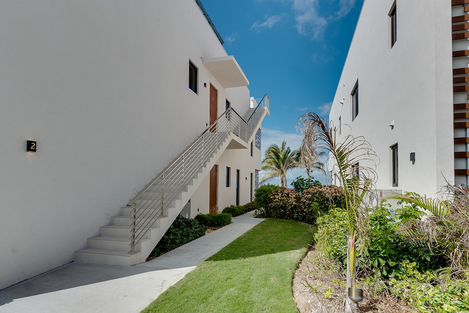 SILVER REEF RESIDENCES UNIT 1