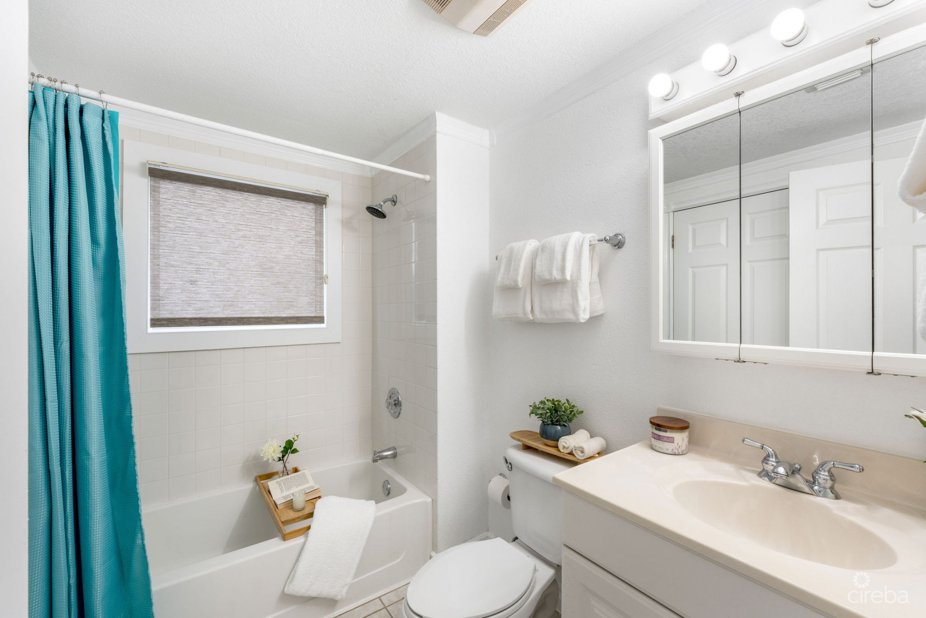 OCEANFRONT GROUND FLOOR OCEAN POINTE VILLAS