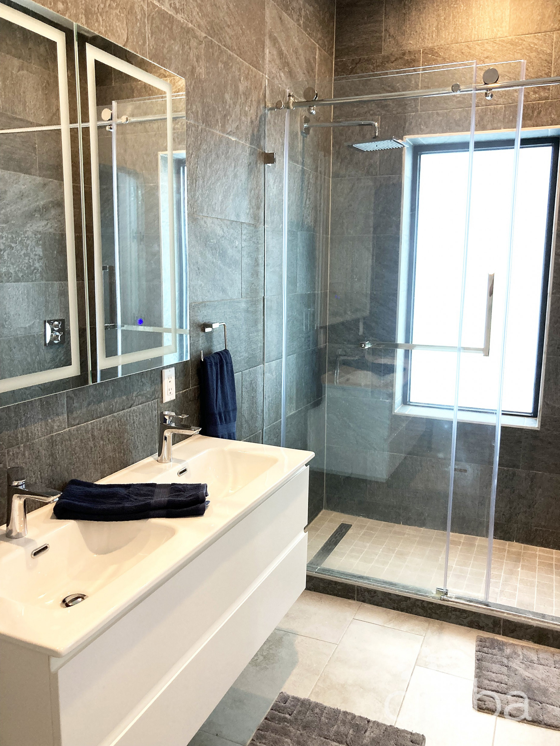 BAHIA – UPGRADED & FURNISHED