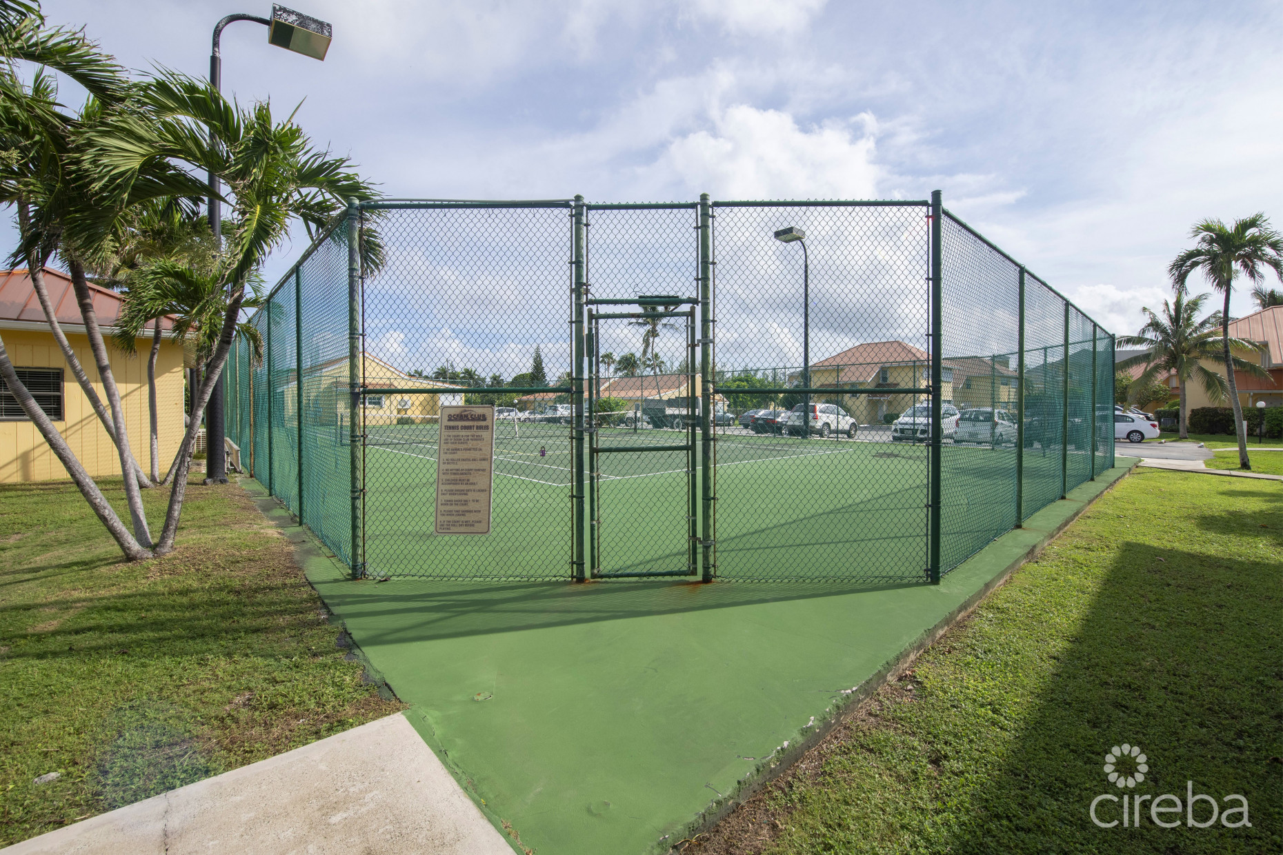 OCEAN CLUB POOL VIEW - RENOVATED CORNER UNIT