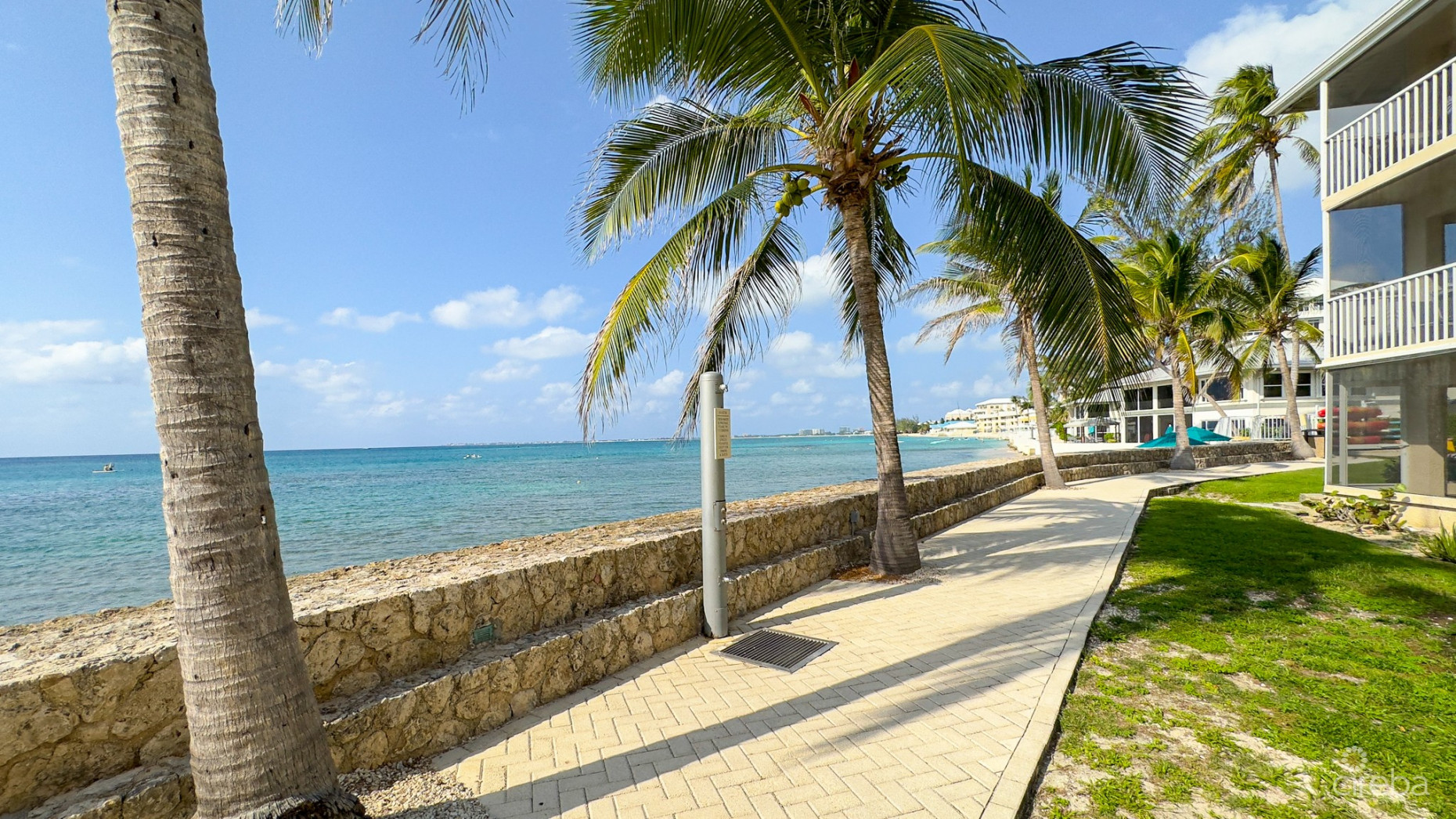 PLANTATION VILLAGE SEVEN MILE BEACH