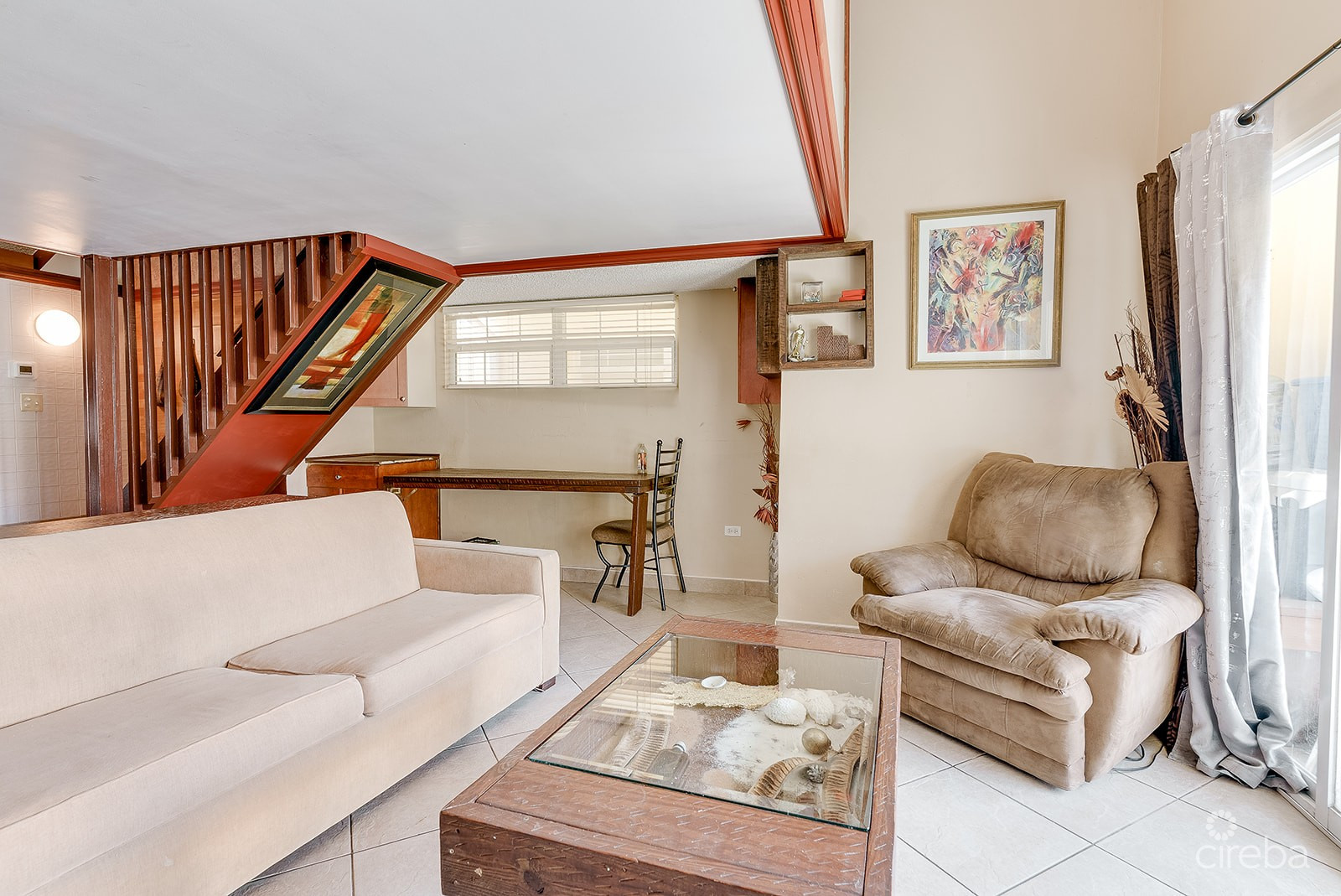 OCEAN CLUB POOL VIEW - RENOVATED CORNER UNIT