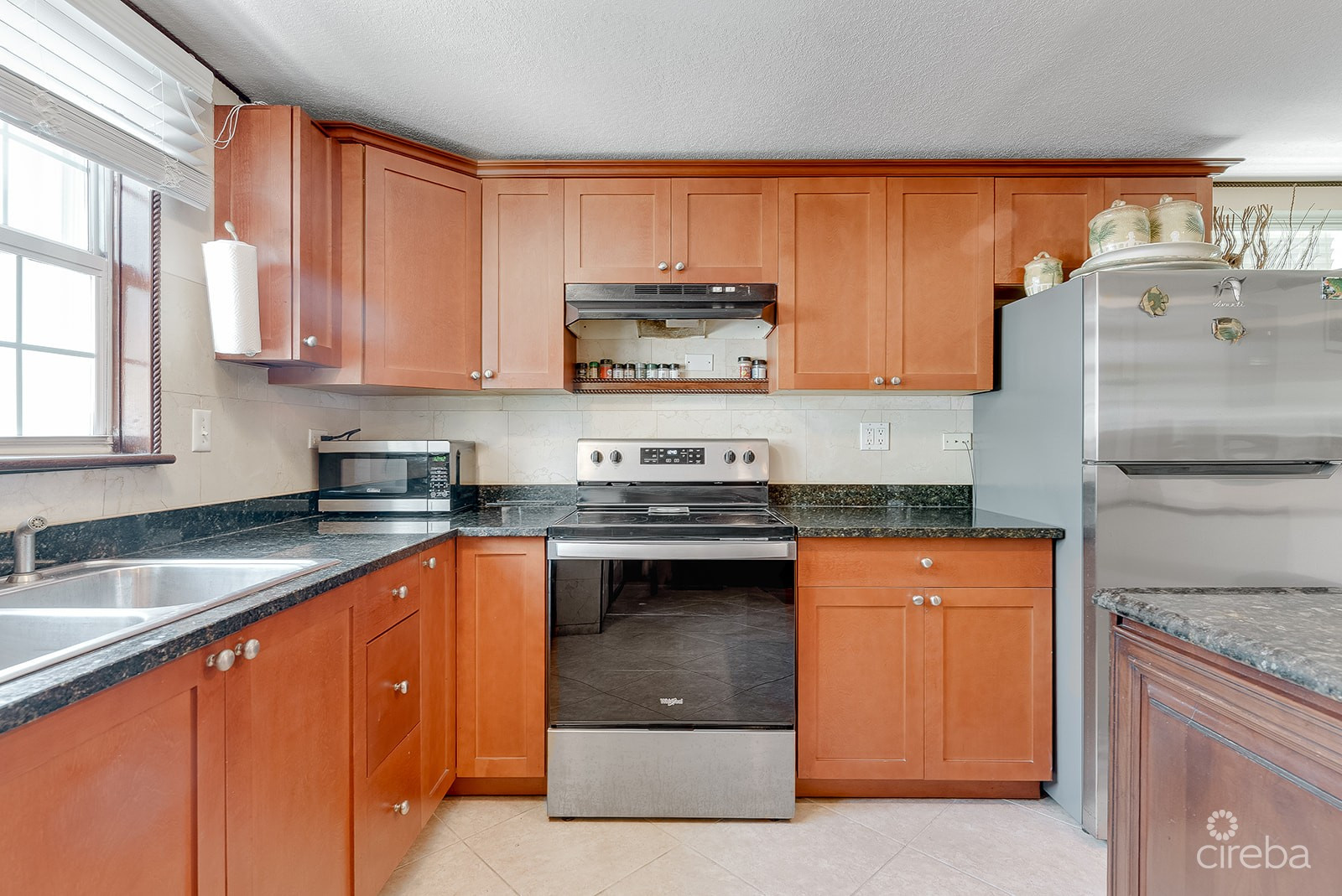 OCEAN CLUB - RENOVATED 2 BED/2.5BATH CORNER UNIT