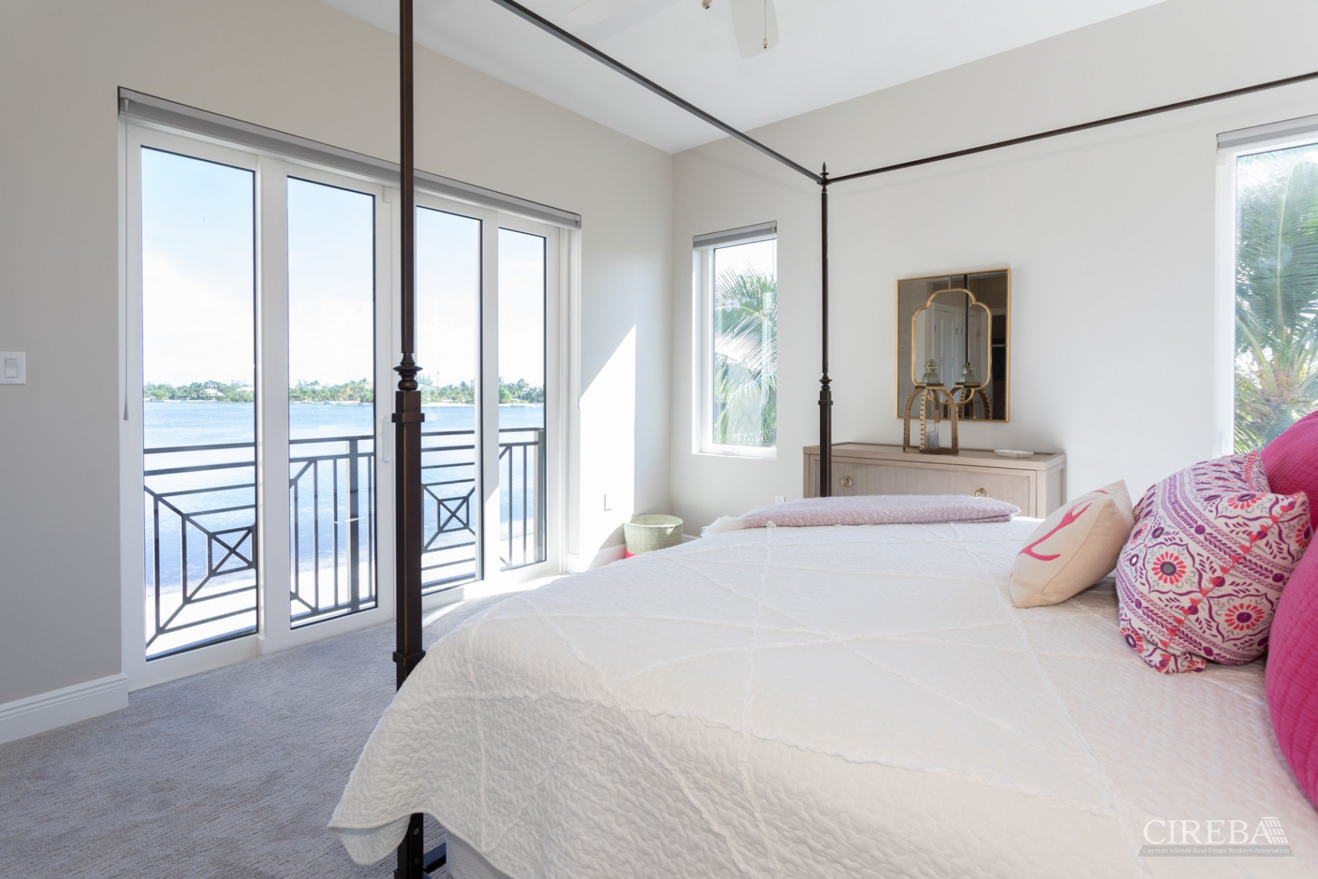 COMPOUND KAI, GRAND CAYMAN