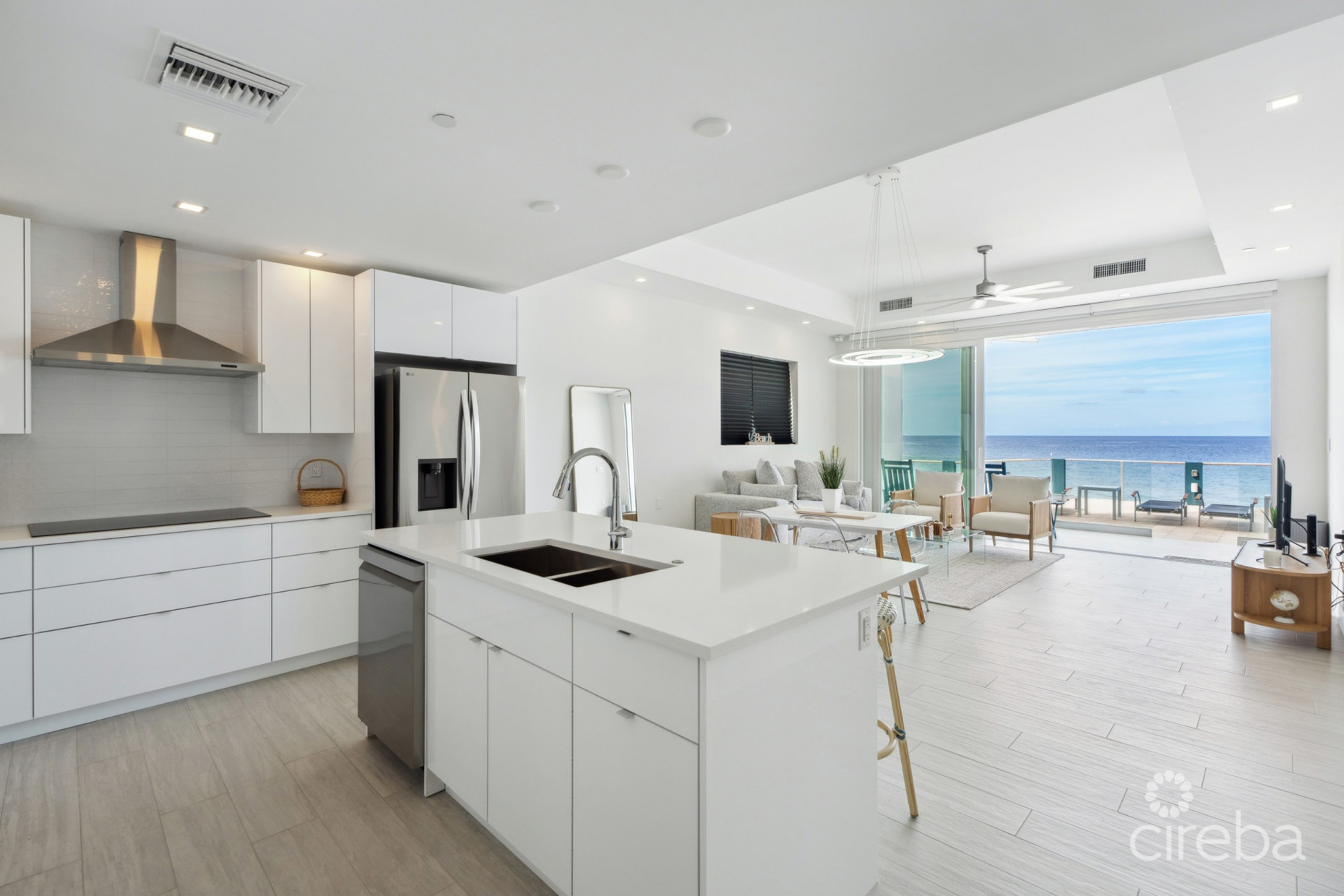 LIGHTHOUSE POINT RESIDENCES - UNIT 101