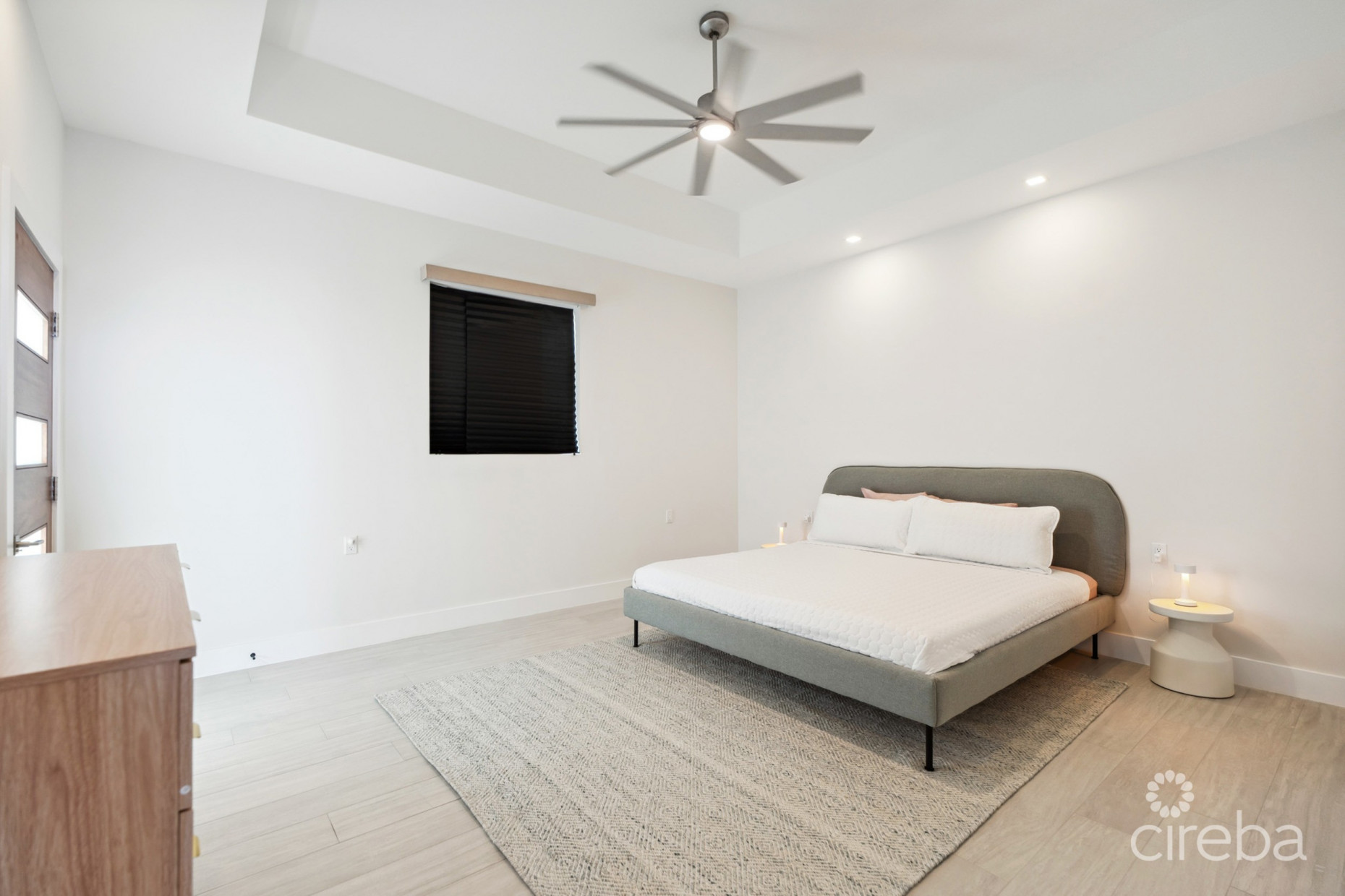 LIGHTHOUSE POINT RESIDENCES - UNIT 101