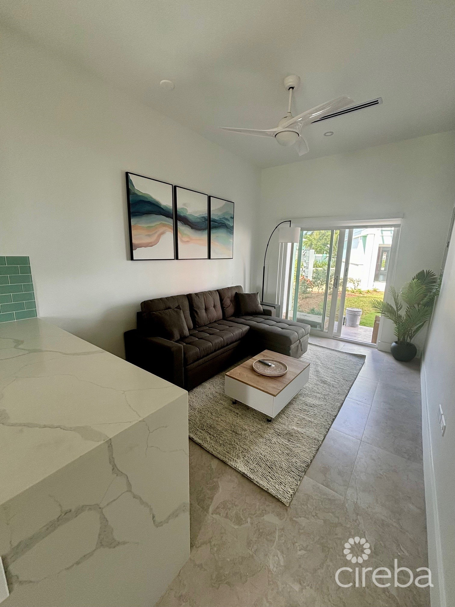 THE MEADOWS PHASE 2 - SEAGRAPE 1 BEDROOM