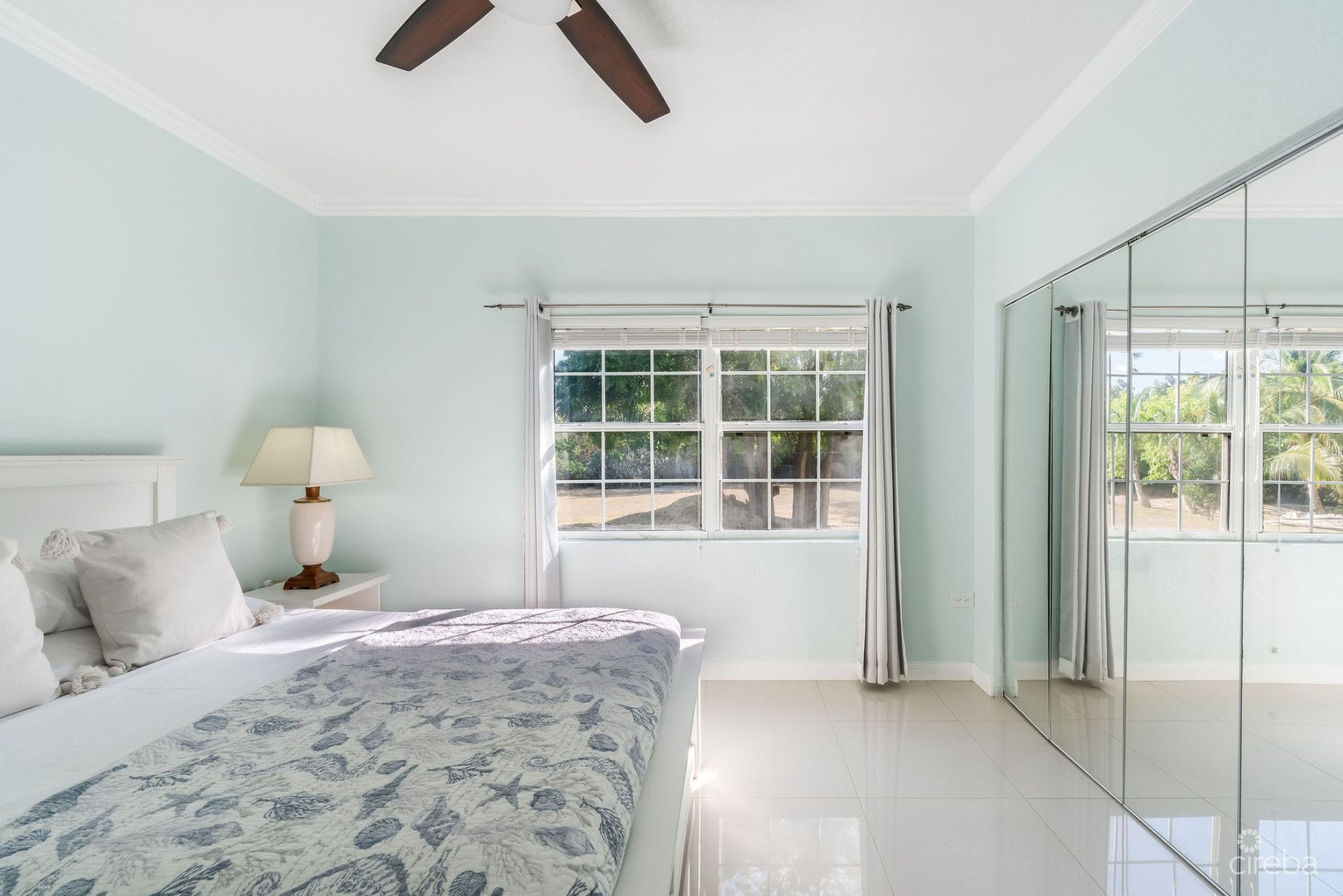 LONGFELLOW CIRCLE 18, BREAKERS FAMILY HOME