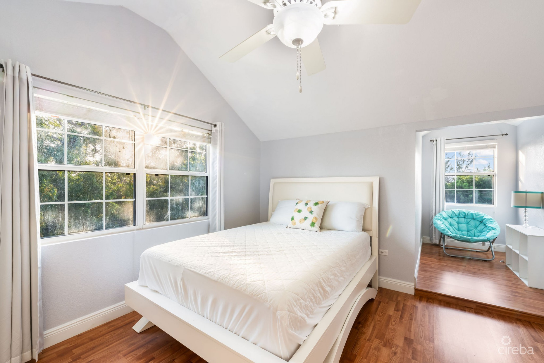 LONGFELLOW CIRCLE 18, BREAKERS FAMILY HOME