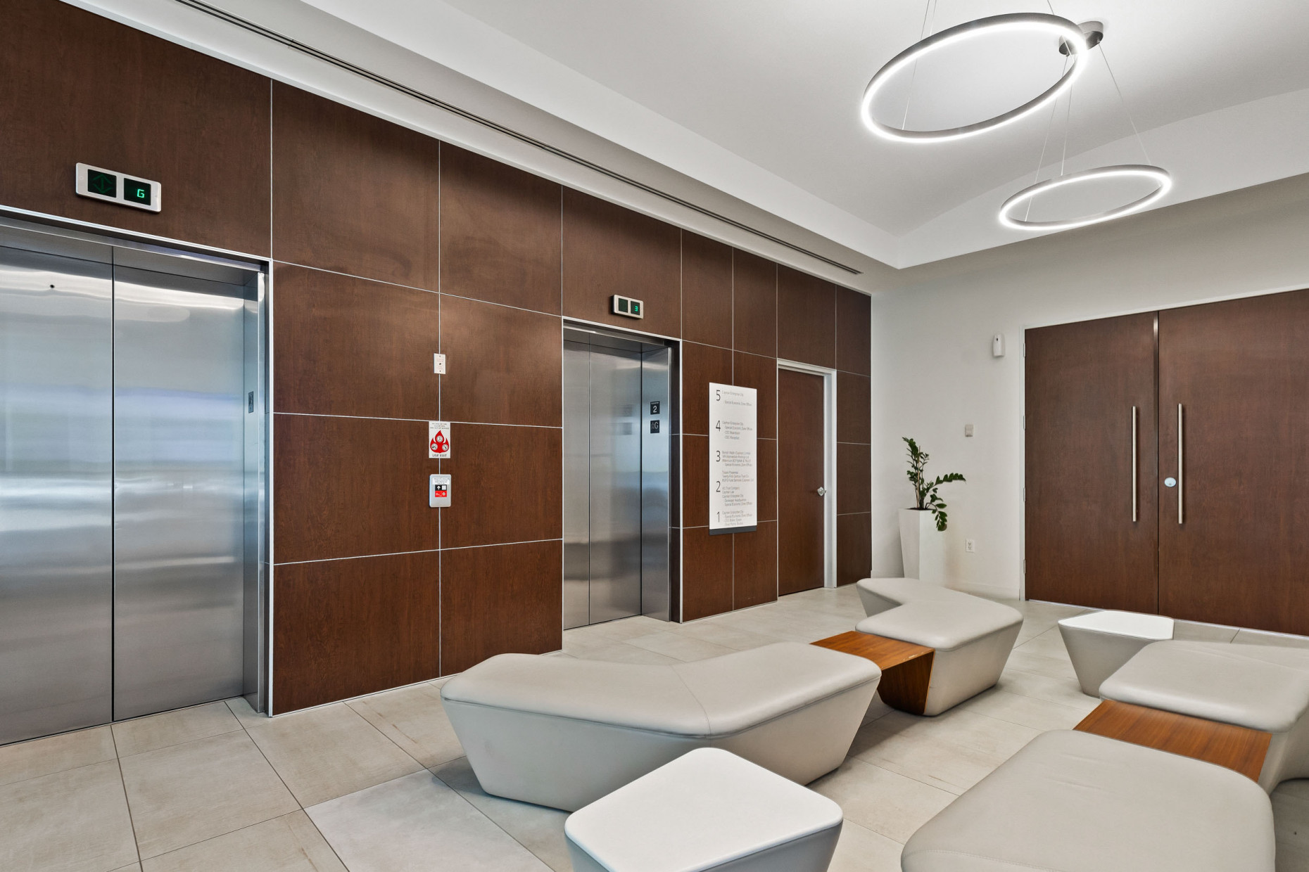 90 North Church Street - 3rd Suite with Ocean Views