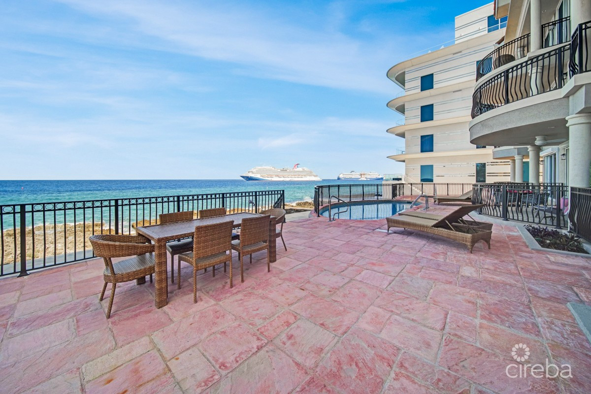 KISHA 104 | 2 BDRM WATERFRONT WALKOUT - COASTAL ELEGANCE & LUXURY