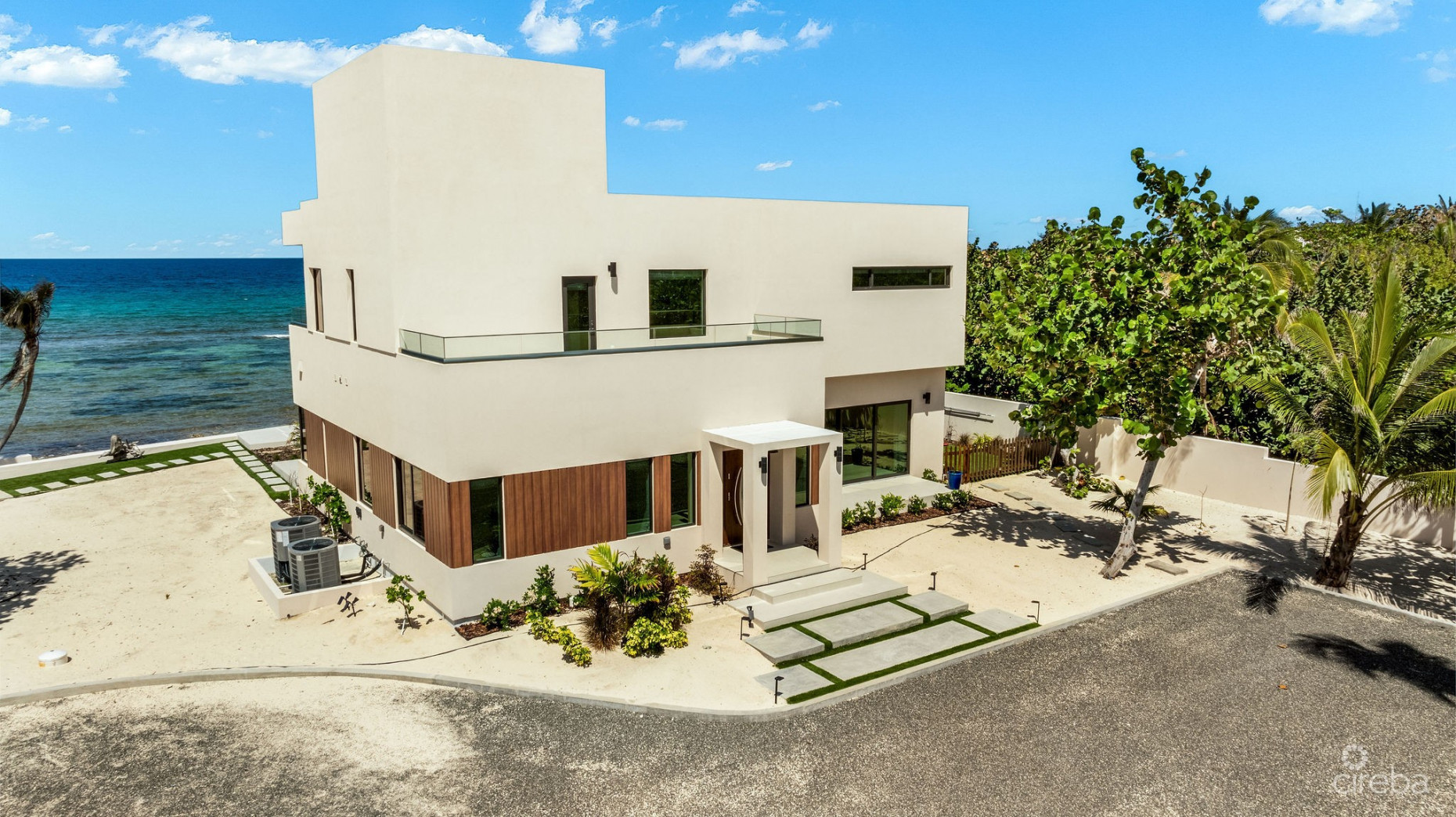 HALCYON POINT - EXPERIENCE  LUXURY FIRSTHAND