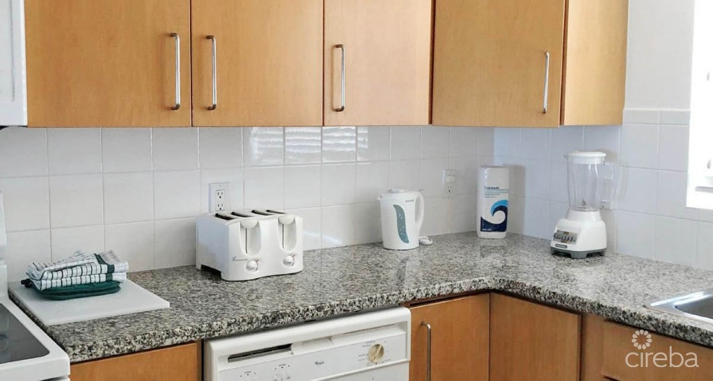 CASTAWAY COVES #115 UPDATED FIRST FLOOR RETREAT