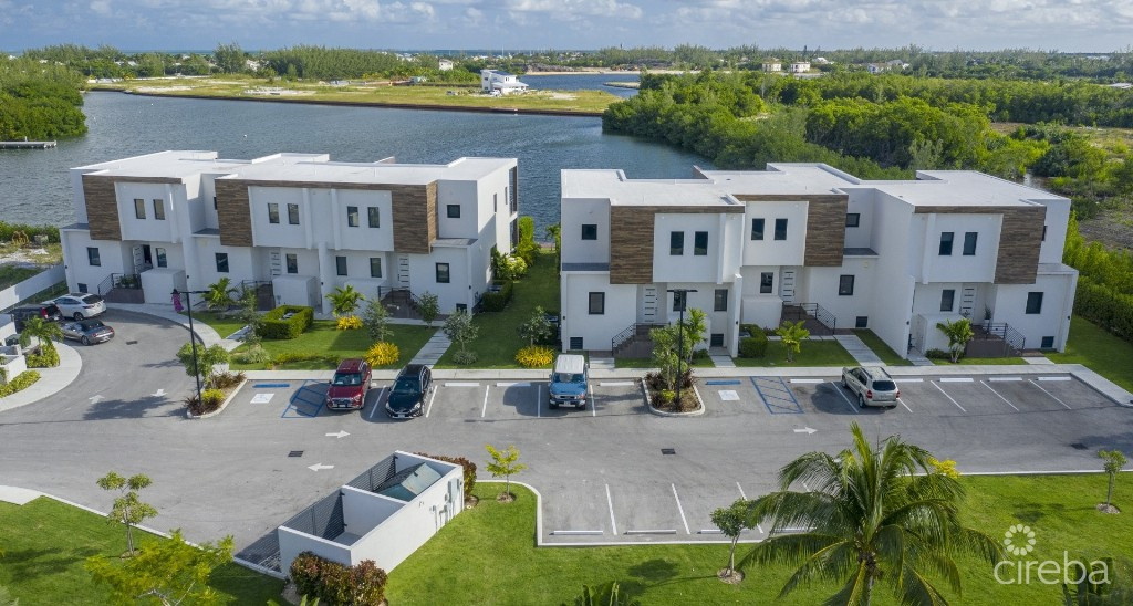 PARAISO RESIDENCES #7 - PRE-CONSTRUCTION