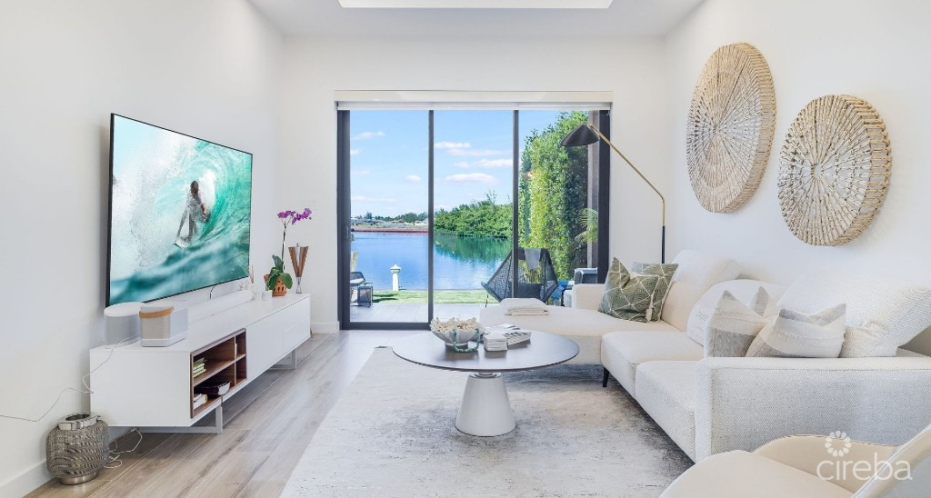 PARAISO RESIDENCES #8 - PRE-CONSTRUCTION