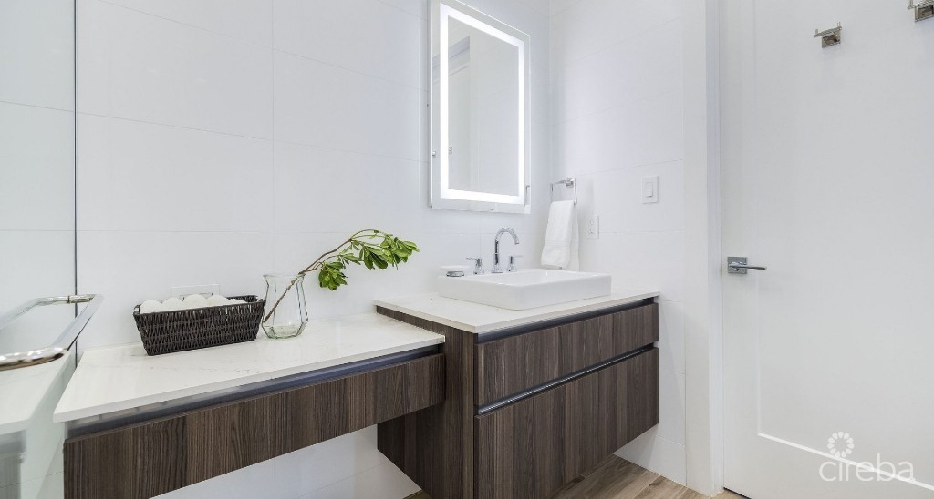 PARAISO RESIDENCES #7 - PRE-CONSTRUCTION