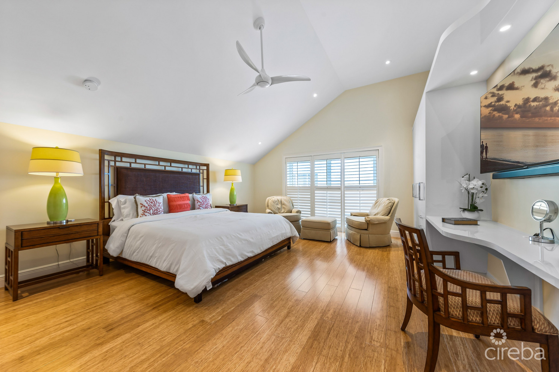 BRITANNIA REGENTS COURT , 4 BED PLUS DEN