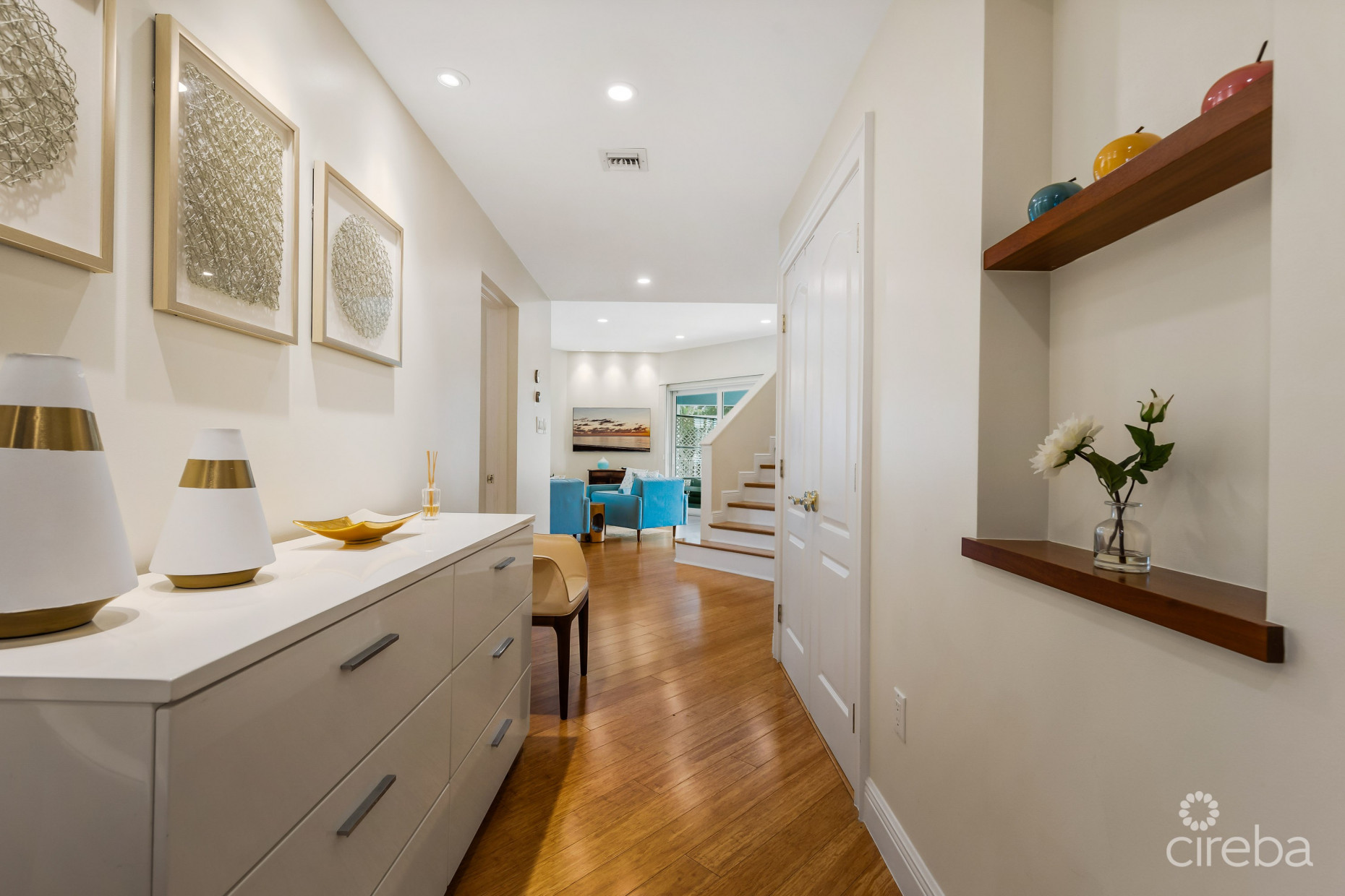 BRITANNIA REGENTS COURT , 4 BED PLUS DEN