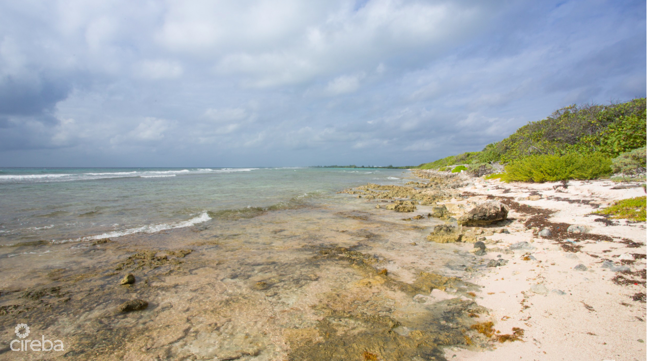 BEACHFRONT LOT LITTLE CAYMAN