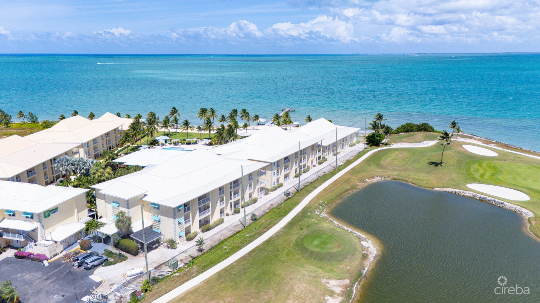 GRAND CAYMANIAN PENTHOUSE - CRYSTAL HARBOUR