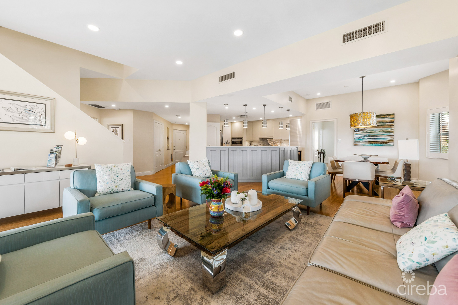 BRITANNIA REGENTS COURT , 4 BED PLUS DEN