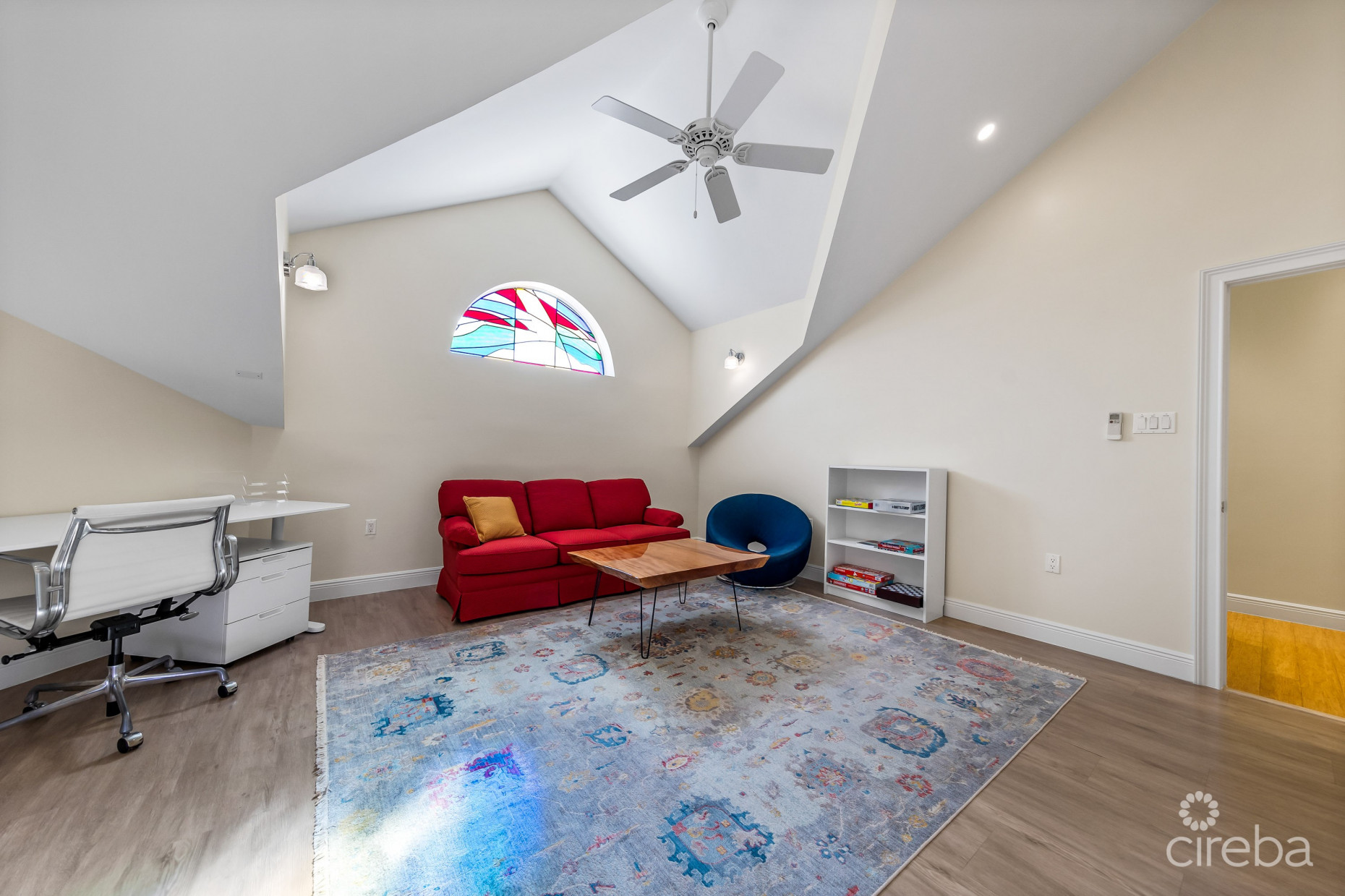 BRITANNIA REGENTS COURT , 4 BED PLUS DEN