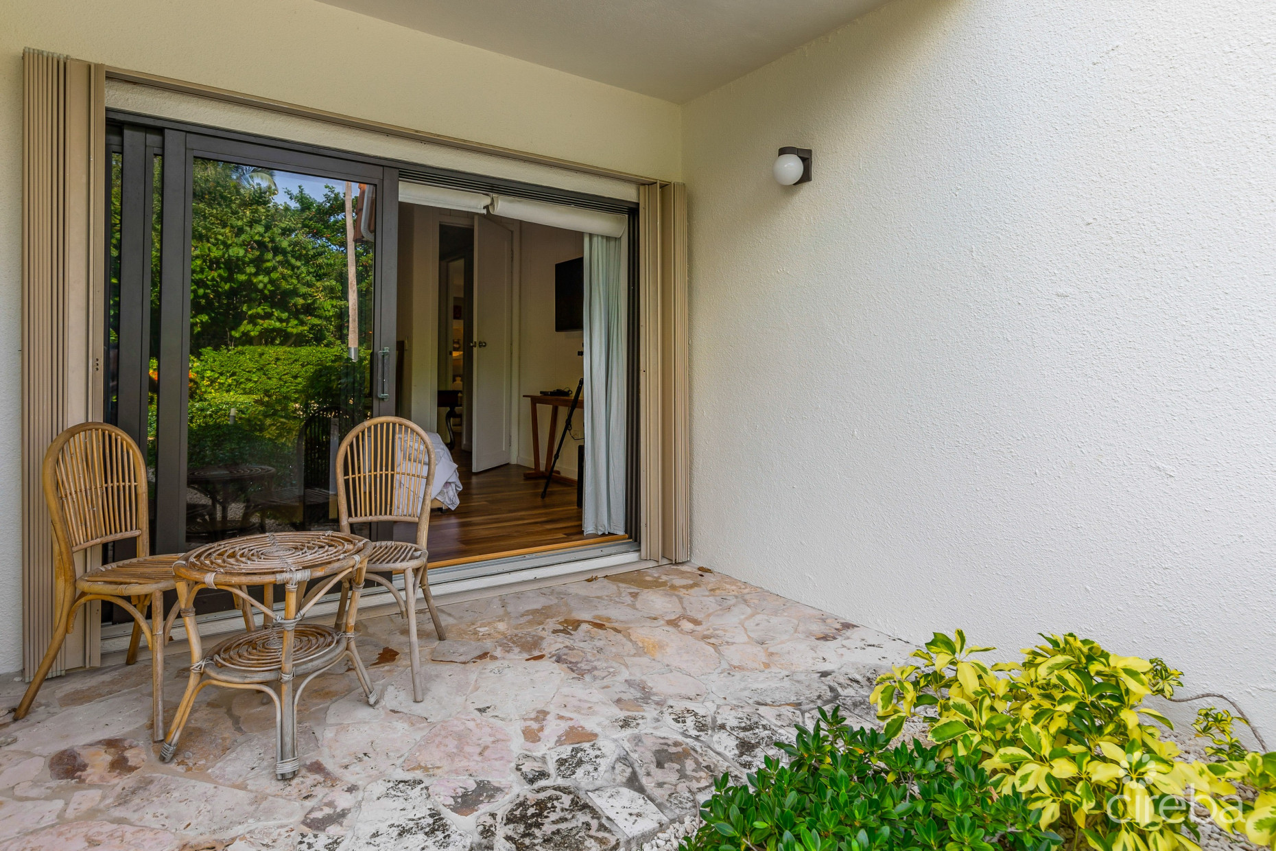 VILLAS PAPPAGALLO #33- GROUND FLOOR OCEAN VIEW