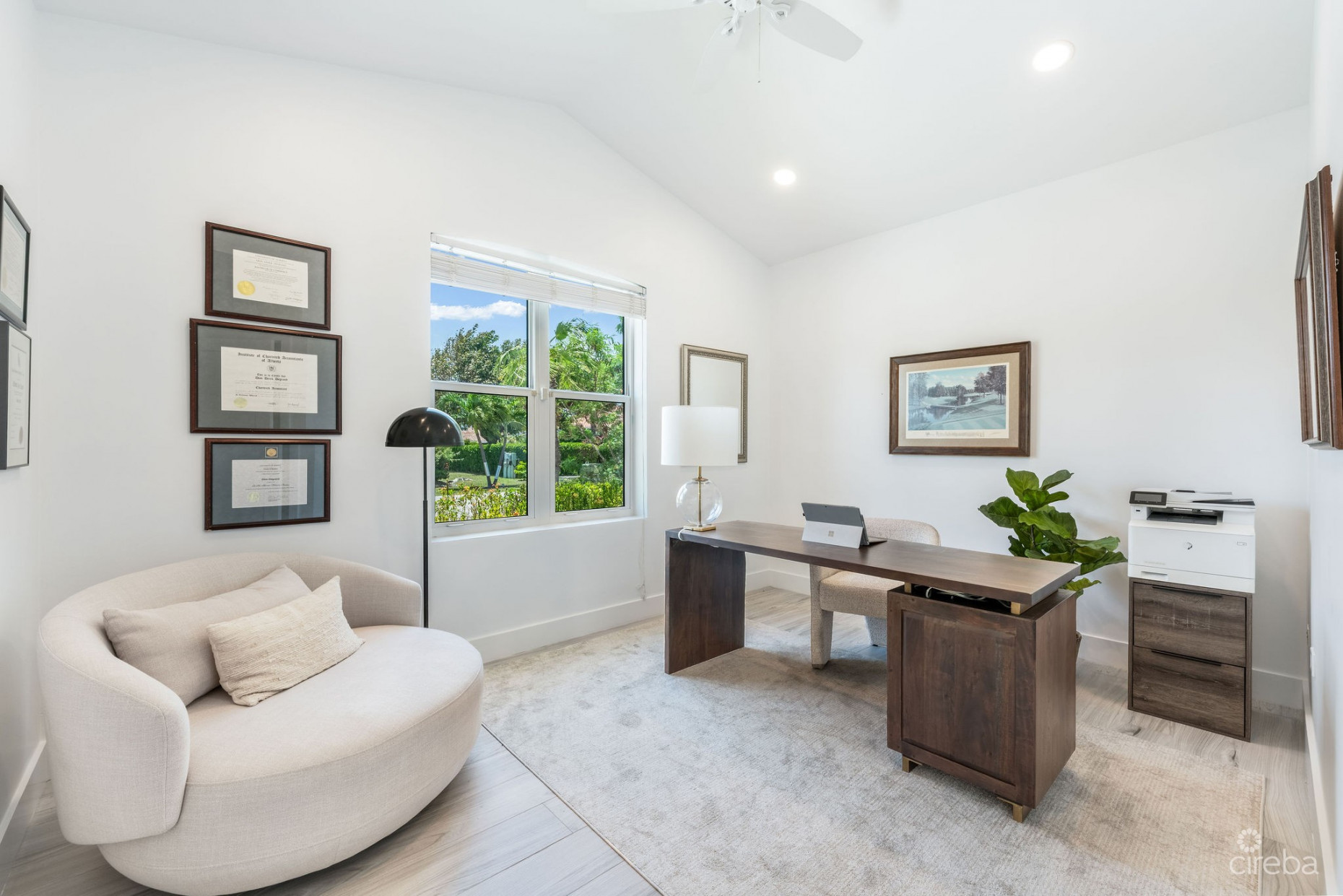 LATITUDE - CANAL FRONT LIVING IN GOVERNOR’S HARBOUR