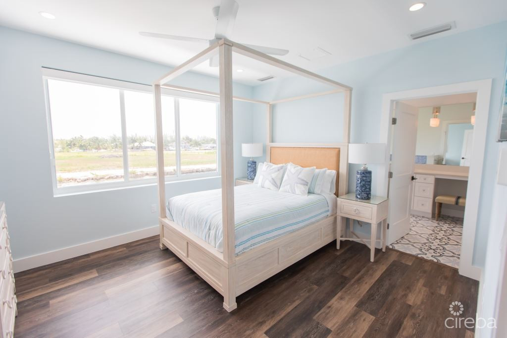 SEAHAVEN ORCHID VILLA WITH CARRIAGE HOUSE