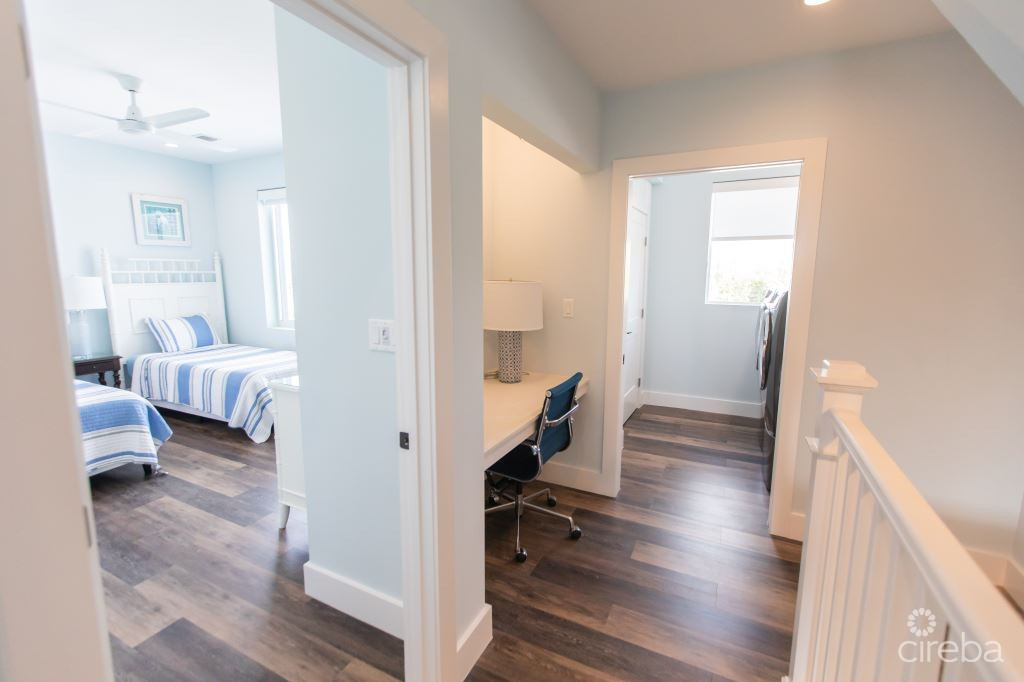 SEAHAVEN ORCHID VILLA WITH CARRIAGE HOUSE