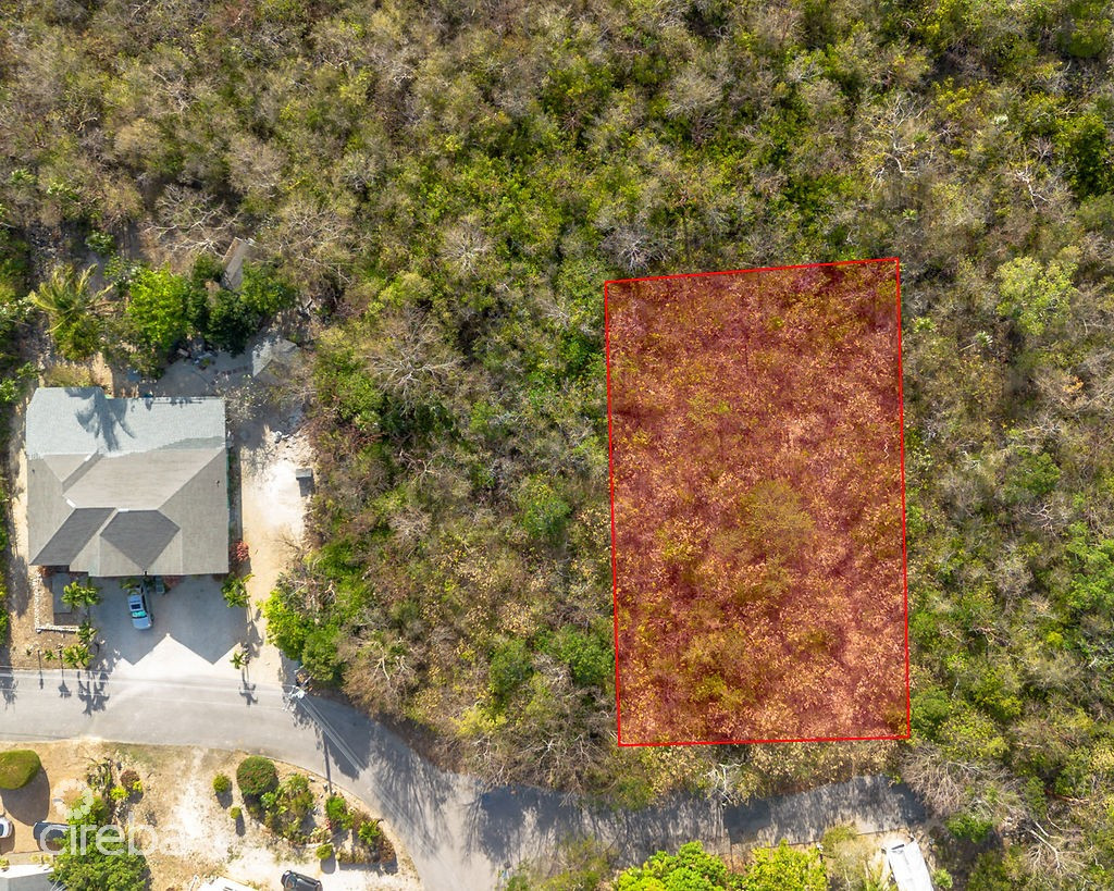 BEACH BAY LOT - 0.34 ACRE IN NATURE'S CIRCLE