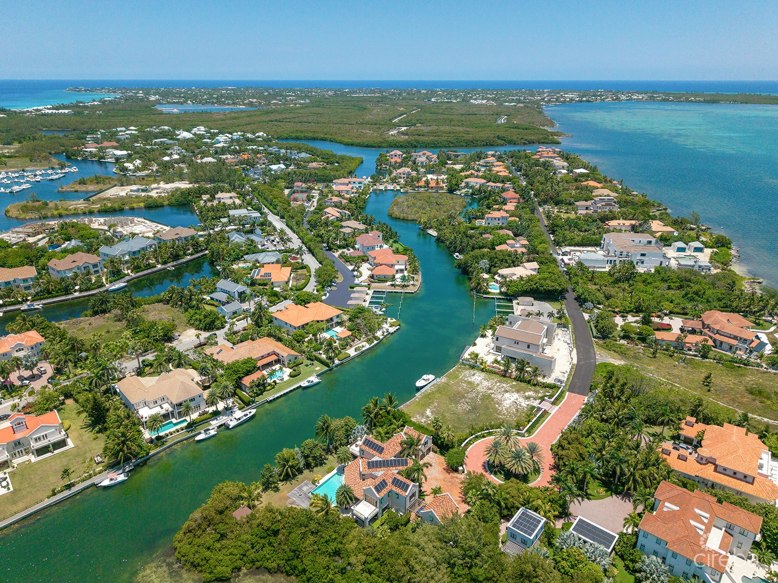 THE DOCK HOUSE | A VISTA DEL MAR & YACHT CLUB SIGNATURE RESIDENCE