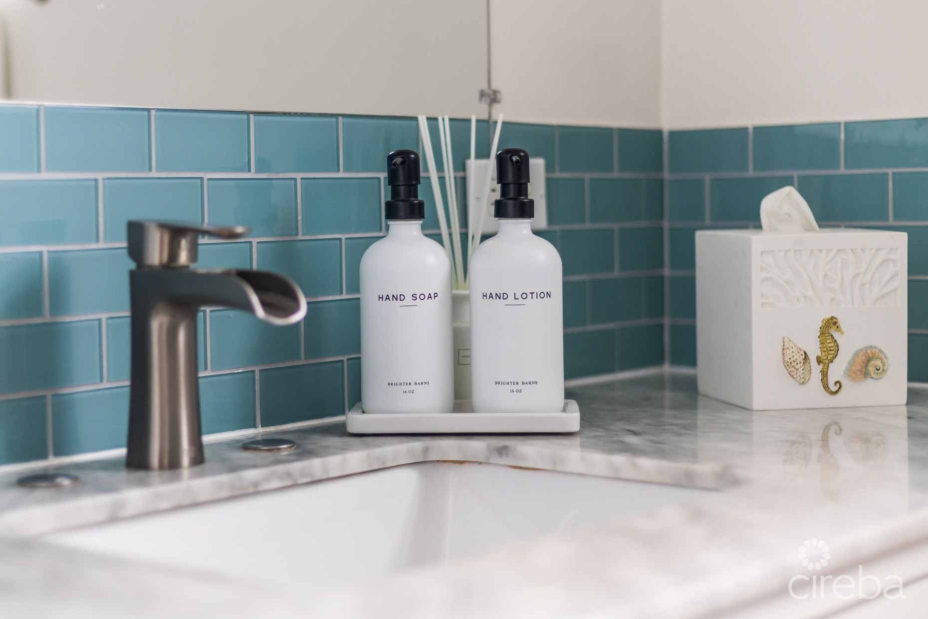 THE COTTAGES IN EAST END ~ BOUTIQUE HOTEL